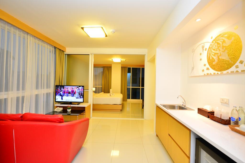 Modern Thai Suites Пхукет Экстерьер фото