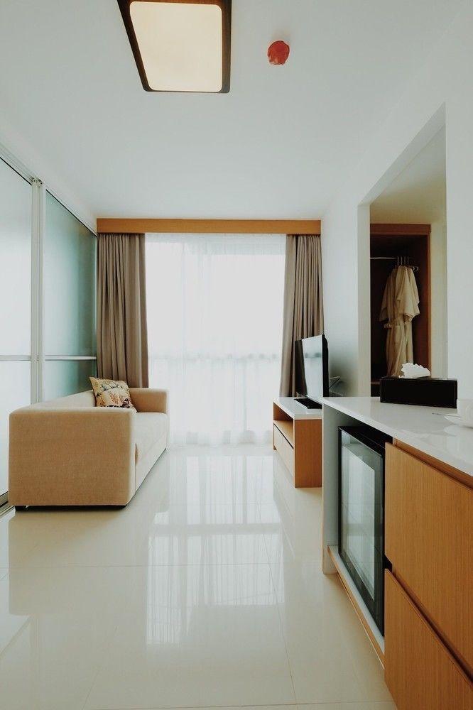 Modern Thai Suites Пхукет Экстерьер фото