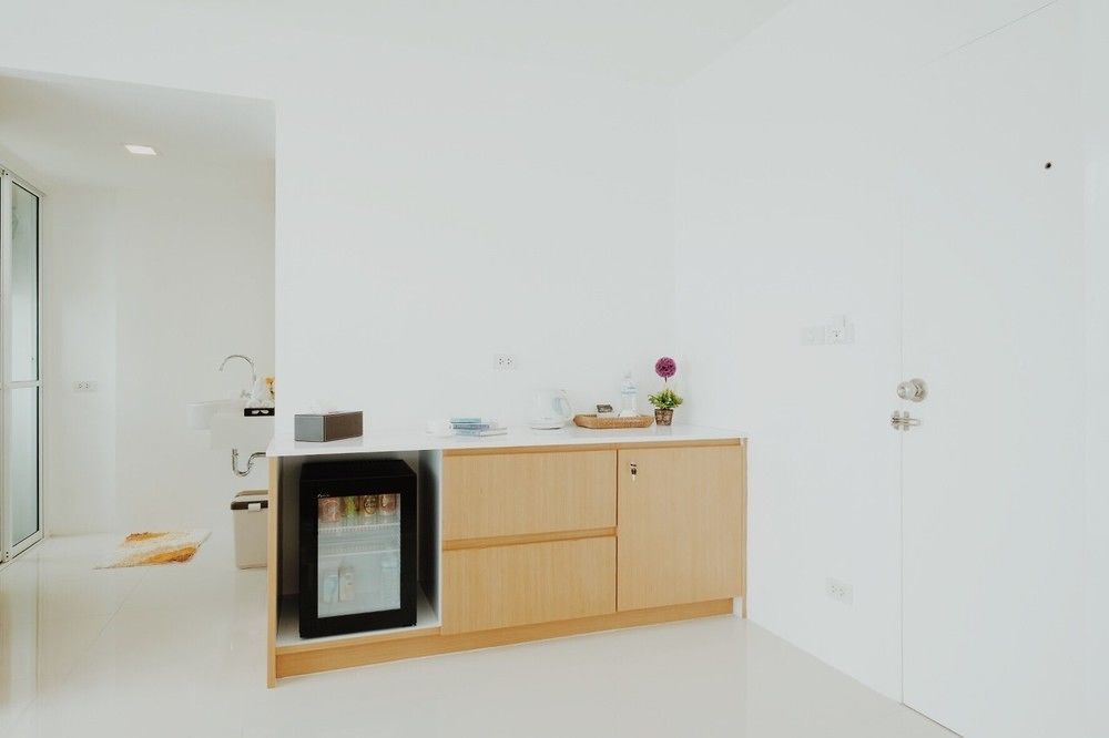 Modern Thai Suites Пхукет Экстерьер фото