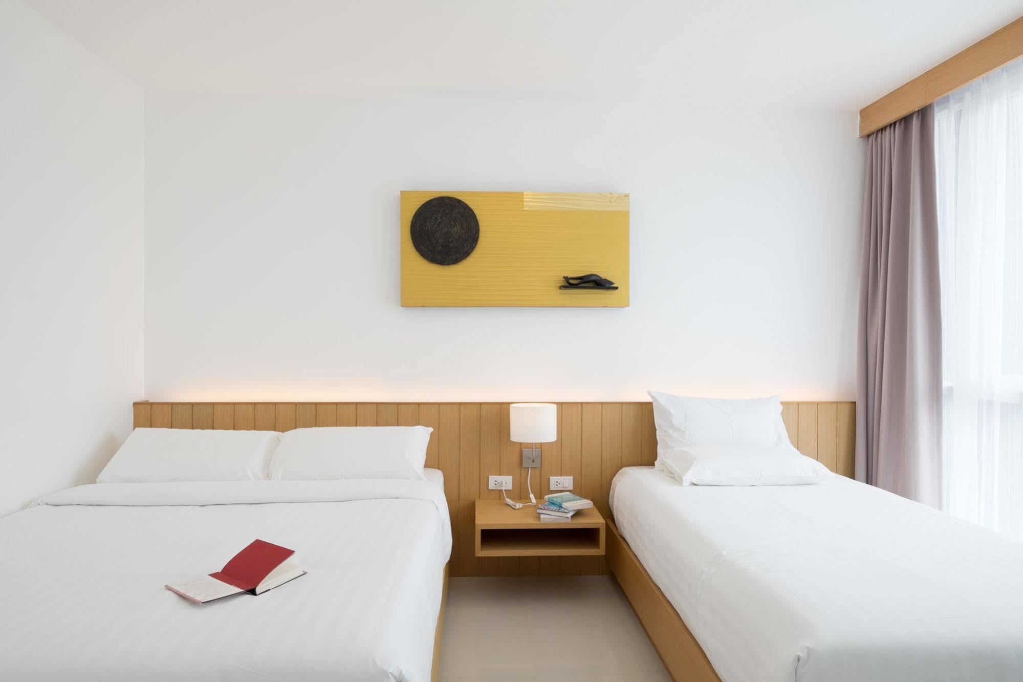 Modern Thai Suites Пхукет Экстерьер фото